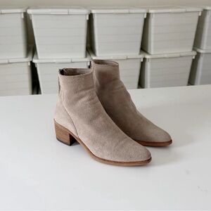 Dolce Vita Light Beige Ankle Booties